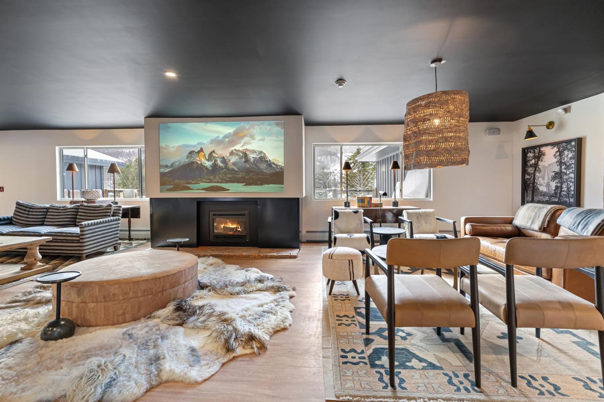 Inn At Mount Snow West Dover Bagian luar foto