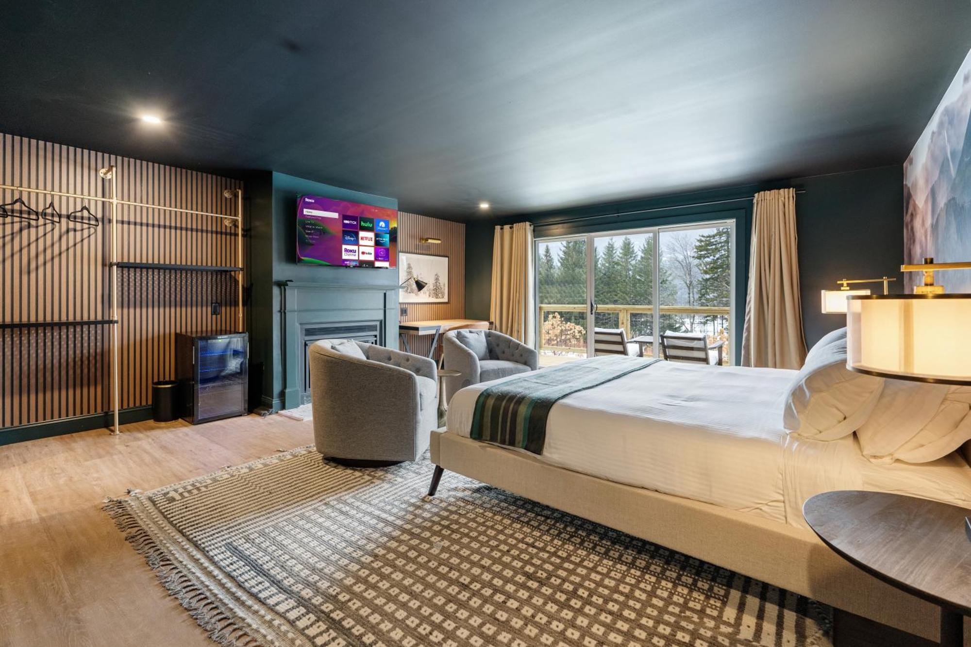 Inn At Mount Snow West Dover Bagian luar foto